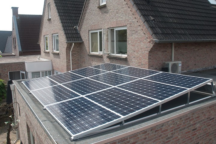 Zonnepanelen plaatsen
